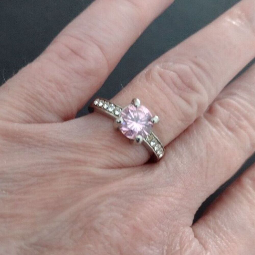 Silver tone pink rhinestone ring size 6.25